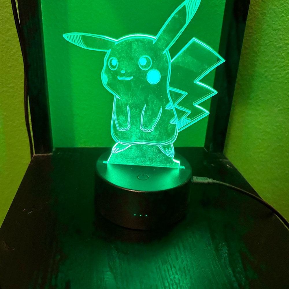 LED Pikachu Night Light - Picture 5 of 6